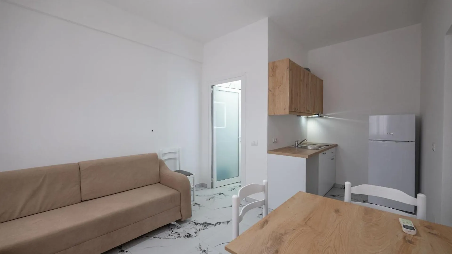 Twins Apartments Ksamil
