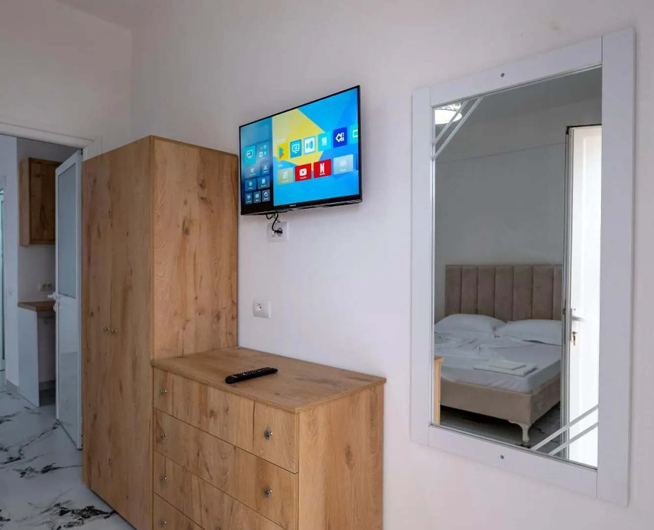 Twins Apartments Ksamil