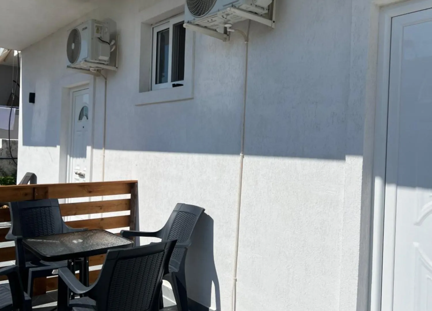 Twins Apartments Ksamil